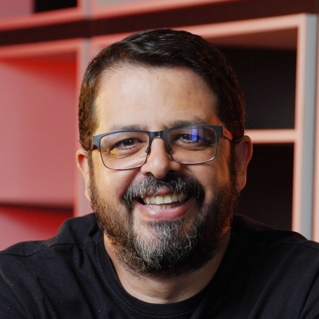 Elcio Ferreira